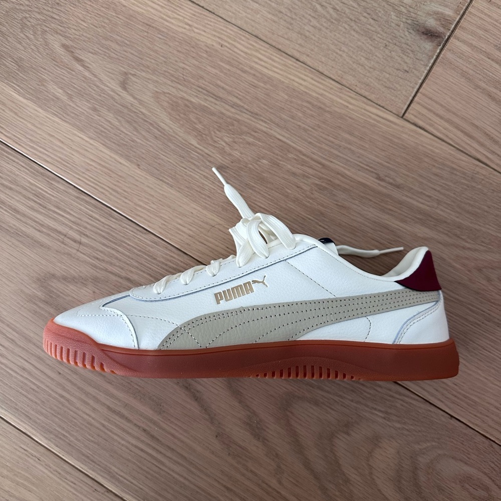 Puma Club 5v5 - warm white - putty- red- royal size 9